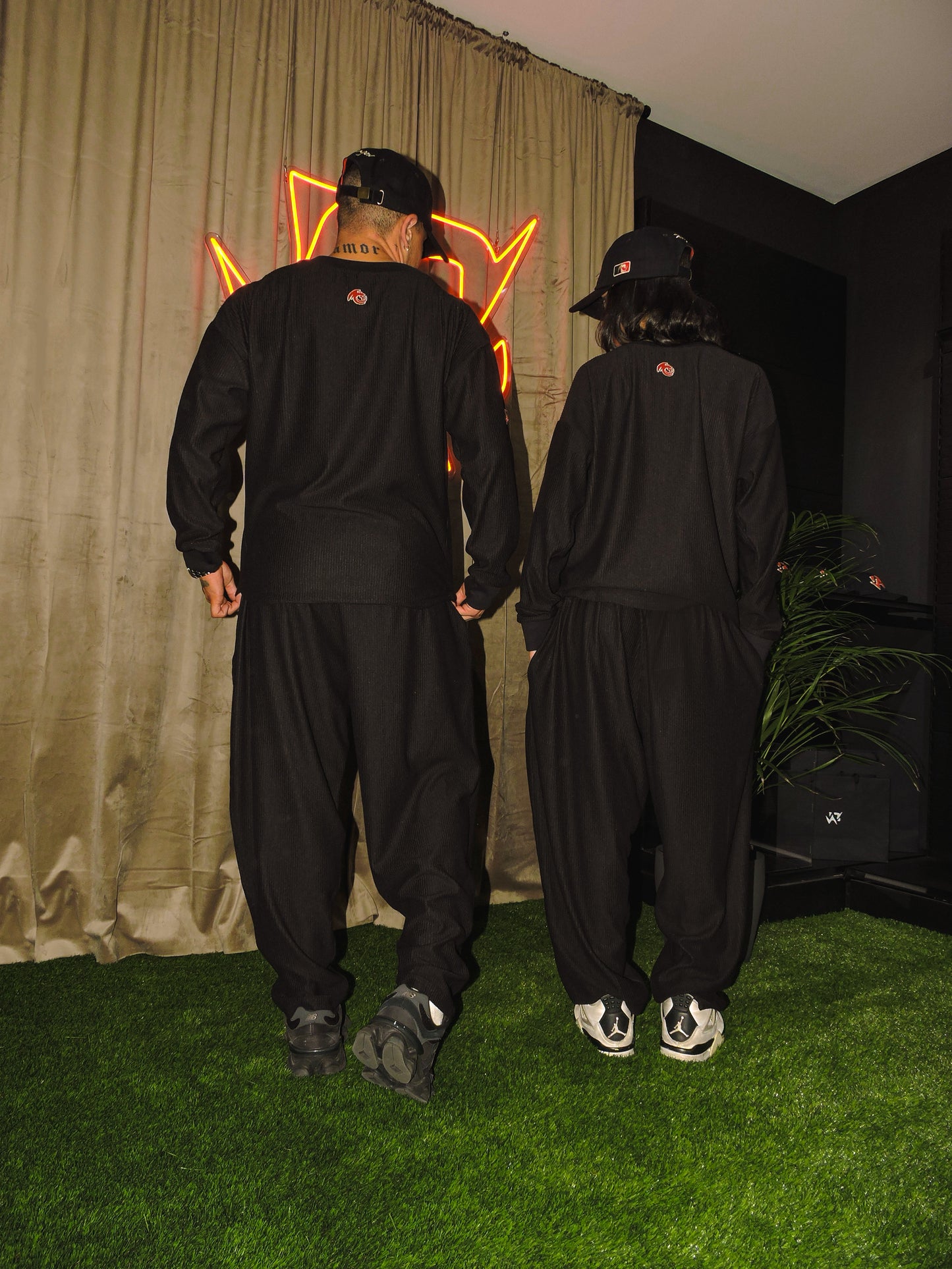 DRAGON OVERSIZED SWEATPANT